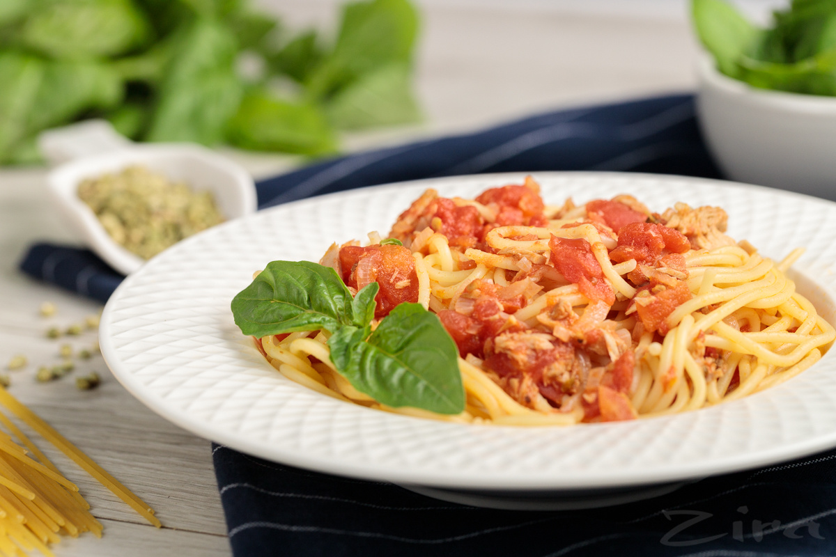 Kako pripremiti brzo jelo s tunom i tjesteninom